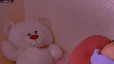 Barbie Kim online show from September 17, 3:32 am