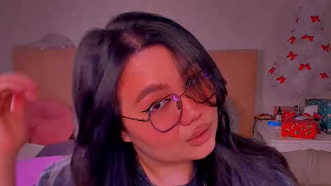 Barbie Kim online show from February 11, 9:56 pm