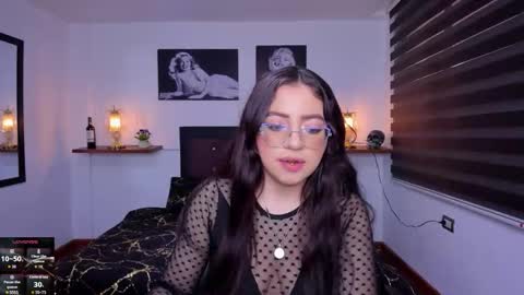 Snapshot of barbara_joness chatting on October 2, 7:34 pm Barbara online show from October 2, 7:34 pm