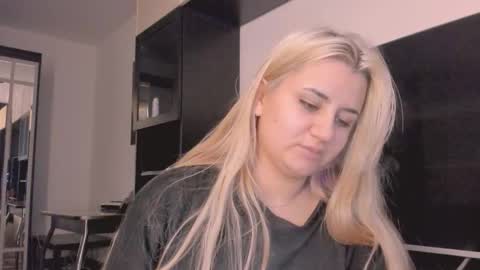 barbarasiren online show from November 4, 5:03 pm