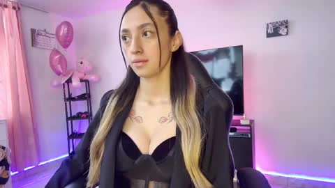 sexy Barbie online show from May 12, 4:05 pm