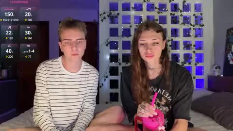 Snapshot of barbie_bi chatting on February 27, 9:25 pm My name is Molly. Please say hello I like talking to you. If you have any wishes or obscene desires please use the tip menu online show from February 27, 9:25 pm