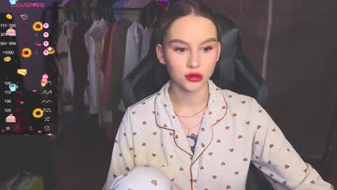 Eva online show from November 26, 3:09 pm