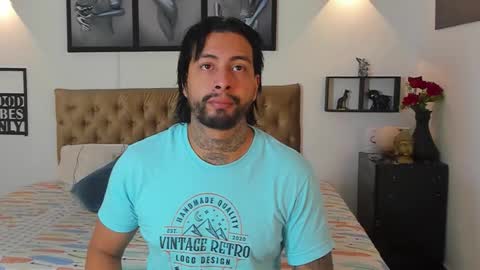 bastian_jones1 online show from October 7, 7:04 am