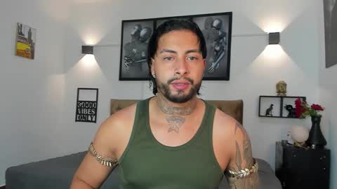 bastian_jones1 online show from September 14, 8:16 am