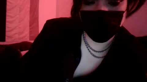 batguy_furr online show from March 21, 2:50 am