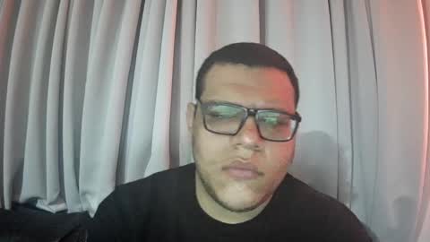 Snapshot of batman2430 chatting on February 14, 2:50 am brian online show from February 14, 2:50 am