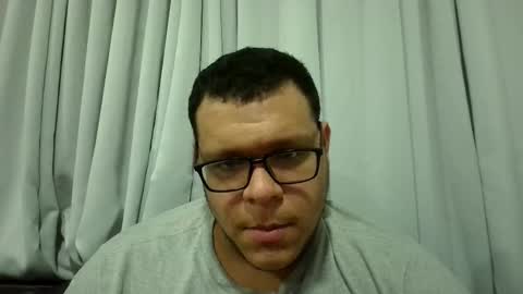 Snapshot of batman2430 chatting on February 21, 9:43 pm brian online show from February 21, 9:43 pm