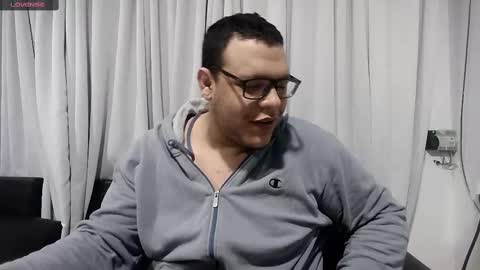 Snapshot of batman2430 chatting on February 17, 8:52 am brian online show from February 17, 8:52 am