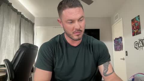 batman25326 online show from January 2, 6:34 pm