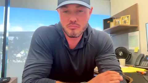 batman25326 online show from February 11, 9:46 pm