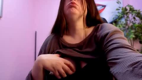 battymoll online show from March 28, 3:46 pm