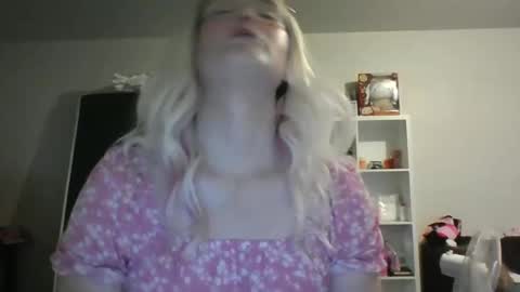 BjBambi online show from March 1, 7:23 am