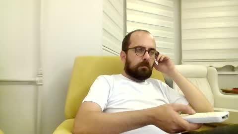 Snapshot of bayto chatting on October 6, 7:53 pm bayto online show from October 6, 7:53 pm
