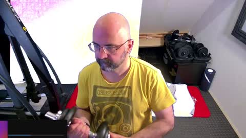 Snapshot of bazzz_8 chatting on January 22, 6:31 pm bazzz_8 online show from January 22, 6:31 pm