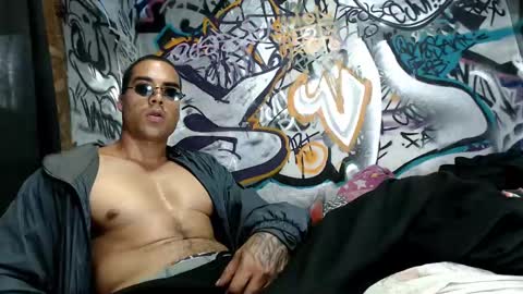 Justin online show from February 28, 5:26 pm