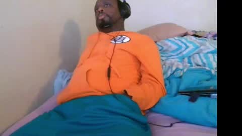 rocker n queen online show from October 9, 5:35 am