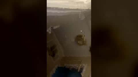 BbcStrokes online show from April 17, 12:18 pm