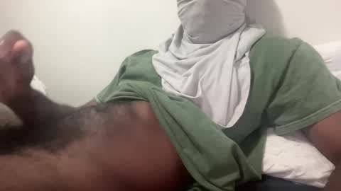 smallbutconfident online show from January 18, 8:51 pm