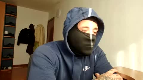 BB Namelezz online show from October 28, 9:10 am