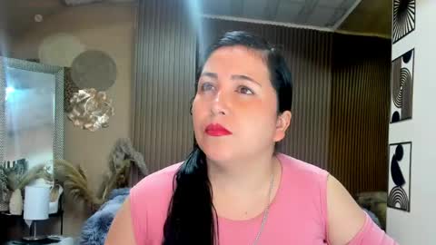 bbwluxurymuse online show from June 4, 11:16 am