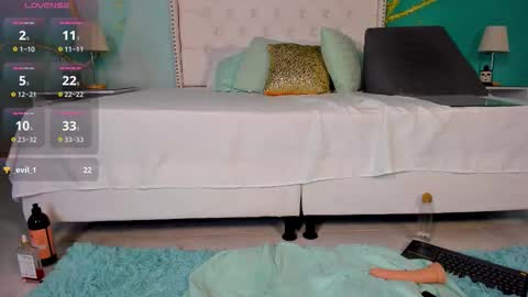 Alexxa online show from November 15, 2:29 pm