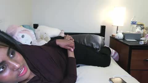 princessrumi online show from December 15, 9:49 am