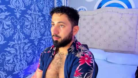 bear_mao_ online show from February 13, 11:46 am