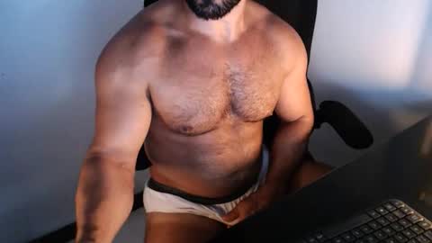 Beard Guy online show from December 17, 8:59 pm