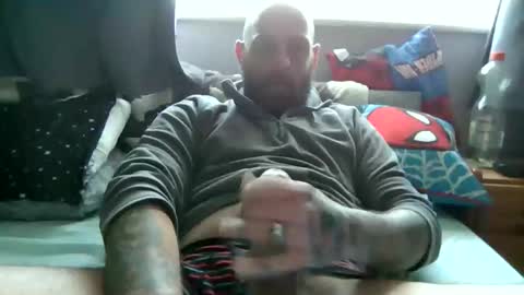 beardednjuicycock online show from April 13, 7:12 am