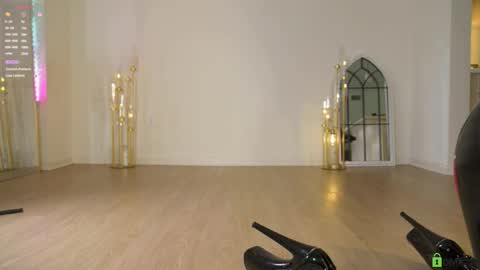 beatrix_rich online show from March 24, 6:25 pm