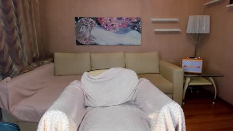 Snapshot of beaute_fatale chatting on September 22, 5:55 am Chloe - Follow me on Fansly online show from September 22, 5:55 am