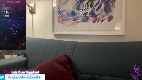 Snapshot of beautifull_sin69 chatting on December 11, 8:26 am MONSTAHEAD69 online show from December 11, 8:26 am