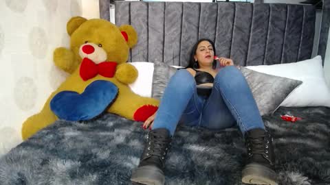 Snapshot of beautifull_tamara chatting on October 8, 7:53 pm tamara online show from October 8, 7:53 pm