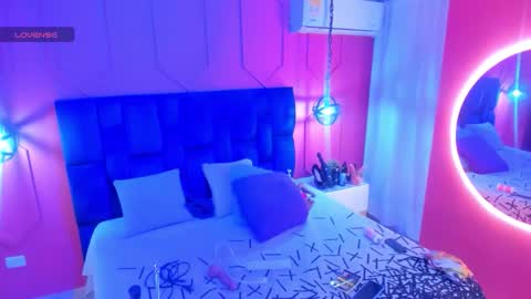 Chantall online show from November 15, 11:34 am