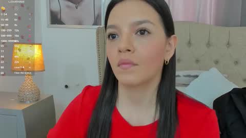 Ariana Reyes online show from November 10, 12:30 pm