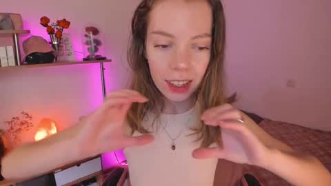 Eliise online show from March 10, 9:23 am