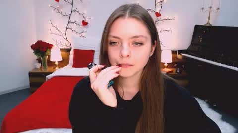 Gloria online show from November 18, 1:25 pm