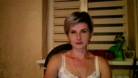 Snapshot of beautyksenia chatting on September 15, 6:20 pm BeautyKsenia online show from September 15, 6:20 pm