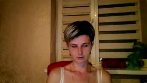 Snapshot of beautyksenia chatting on October 11, 8:01 pm BeautyKsenia online show from October 11, 8:01 pm