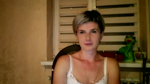 Snapshot of beautyksenia chatting on September 16, 6:22 pm BeautyKsenia online show from September 16, 6:22 pm