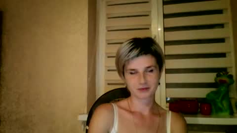 Snapshot of beautyksenia chatting on September 24, 6:58 pm BeautyKsenia online show from September 24, 6:58 pm