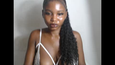 beautyslut1 online show from May 26, 8:59 pm