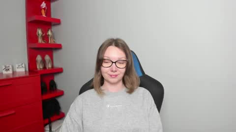 Zoe online show from May 14, 6:11 am