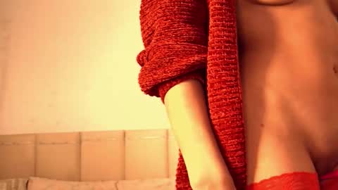 Jennifer online show from November 11, 5:20 am