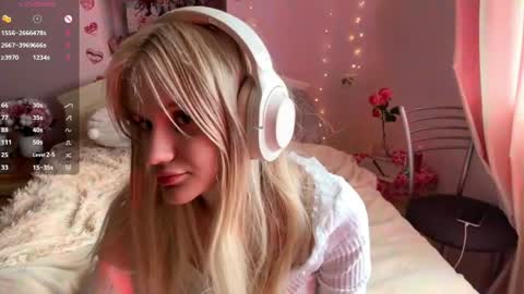 Melissa online show from April 19, 6:36 am