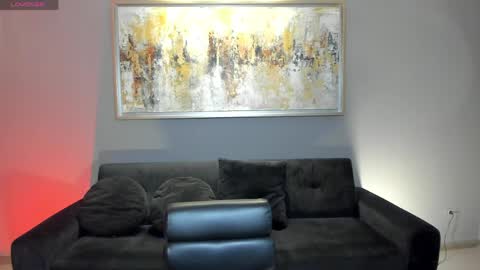 Am Becca online show from April 9, 12:00 pm