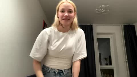 Kate online show from June 2, 9:28 pm