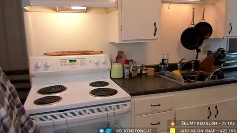 Beck the tongue online show from February 27, 9:04 pm