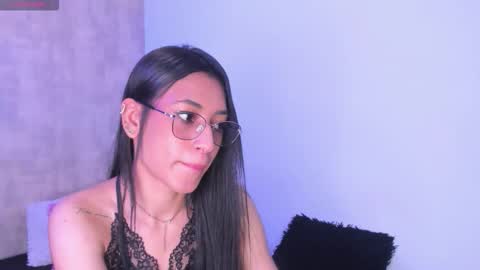 Snapshot of becky__g chatting on October 19, 5:23 am becky__g online show from October 19, 5:23 am